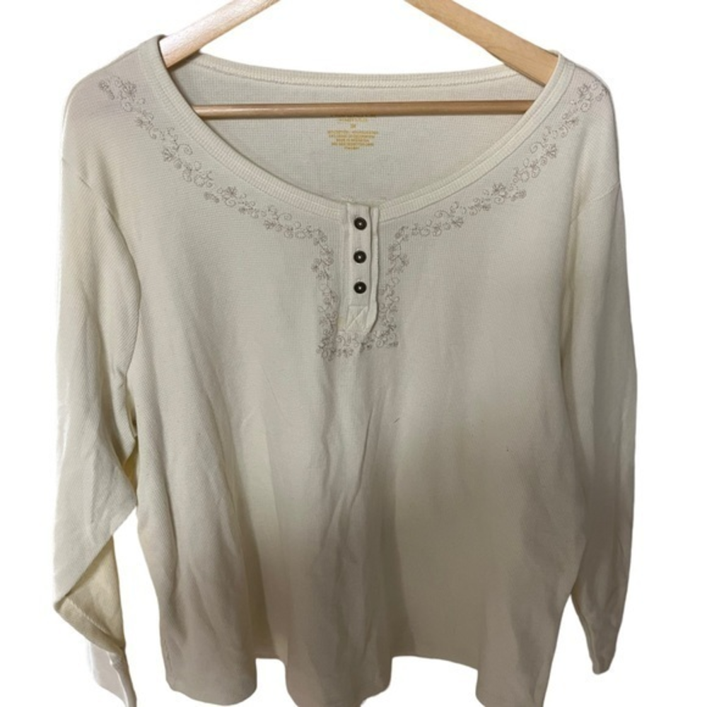 Women’s‎ plus size 3X Northcrest long sleeve cream-colored long sleeve top